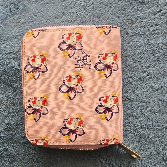 Furla Hello Kitty Pink Wallet - Picture 3 of 4